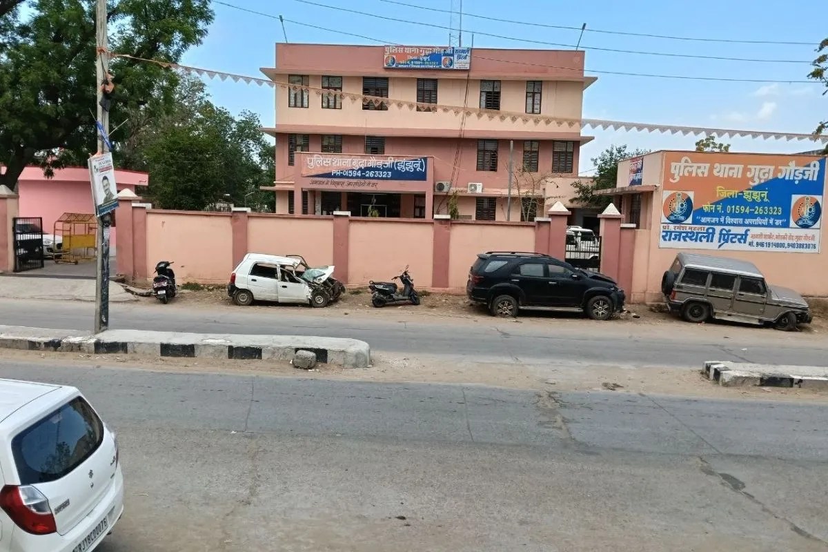 स्टेट हाईवे-37 पर बड़ा एक्शन: 188 अतिक्रमण हटेंगे, सरकारी दफ्तर भी दायरे में, प्रशासन ने जारी किया नोटिस | Jhunjhunu Sh37 Encroachment Removal 188 Structures High Court Order Todi Village