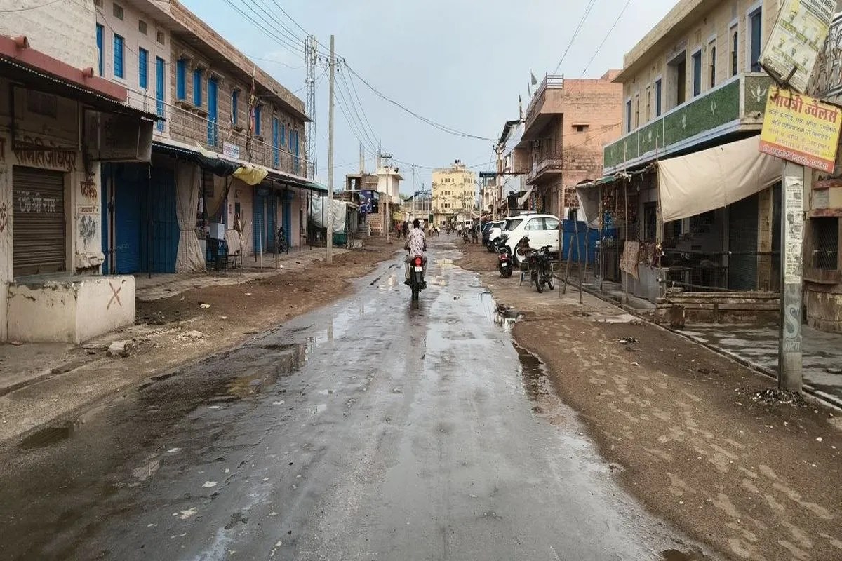 Video: दिनभर रही तपिश, देर शाम बारिश से राहत | Video Dinbhr Rhi Tpish Der Sham Barish Se Raht