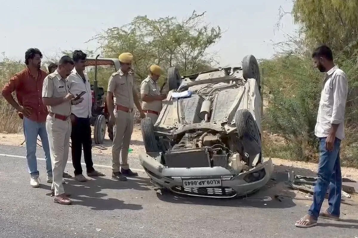 Jaisalmer accident news: चालक को आई झपकी, पलटी कार, वृद्ध की मौत | Jaisalmer Accident News Chalk Ko Aaii Jhpki Plti Kar Vddh Ki Maut
