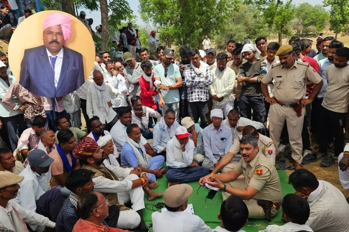 Rajasthan: घर से खेतों पर गए शिक्षक का शव मेड पर मिला, हत्या की आशंका, गांव में फैली सनसनी | Teacher Body Found Field Banswara Villagers Protest