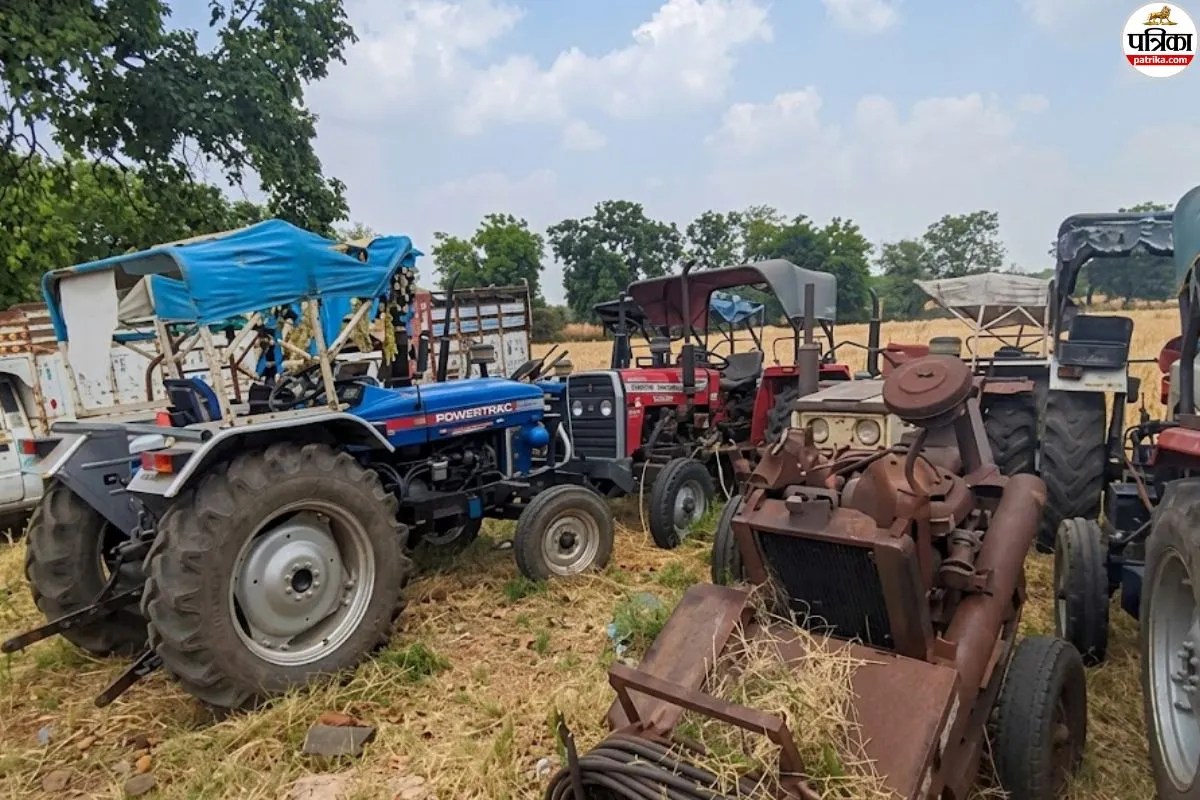 झालावाड़ में कर्ज के बदले गिरवी रखे 400 से अधिक वाहन जब्त, सूदखोर ने गरीबों की मजबूरी का उठाया फायदा | Jhalawar Moneylender Exploits Poor Over 400 Vehicles Seized Kept As Collateral For Loans